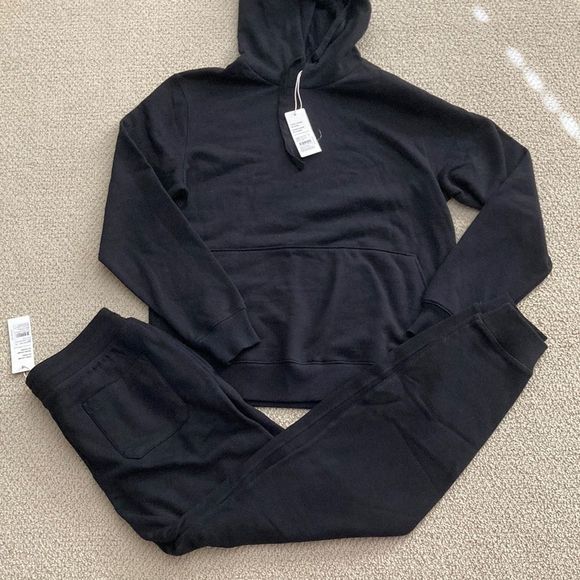 NEW Richer Poorer Men’s Recycled Fleece Tapered Sweatpant Pullover Hoodie Set